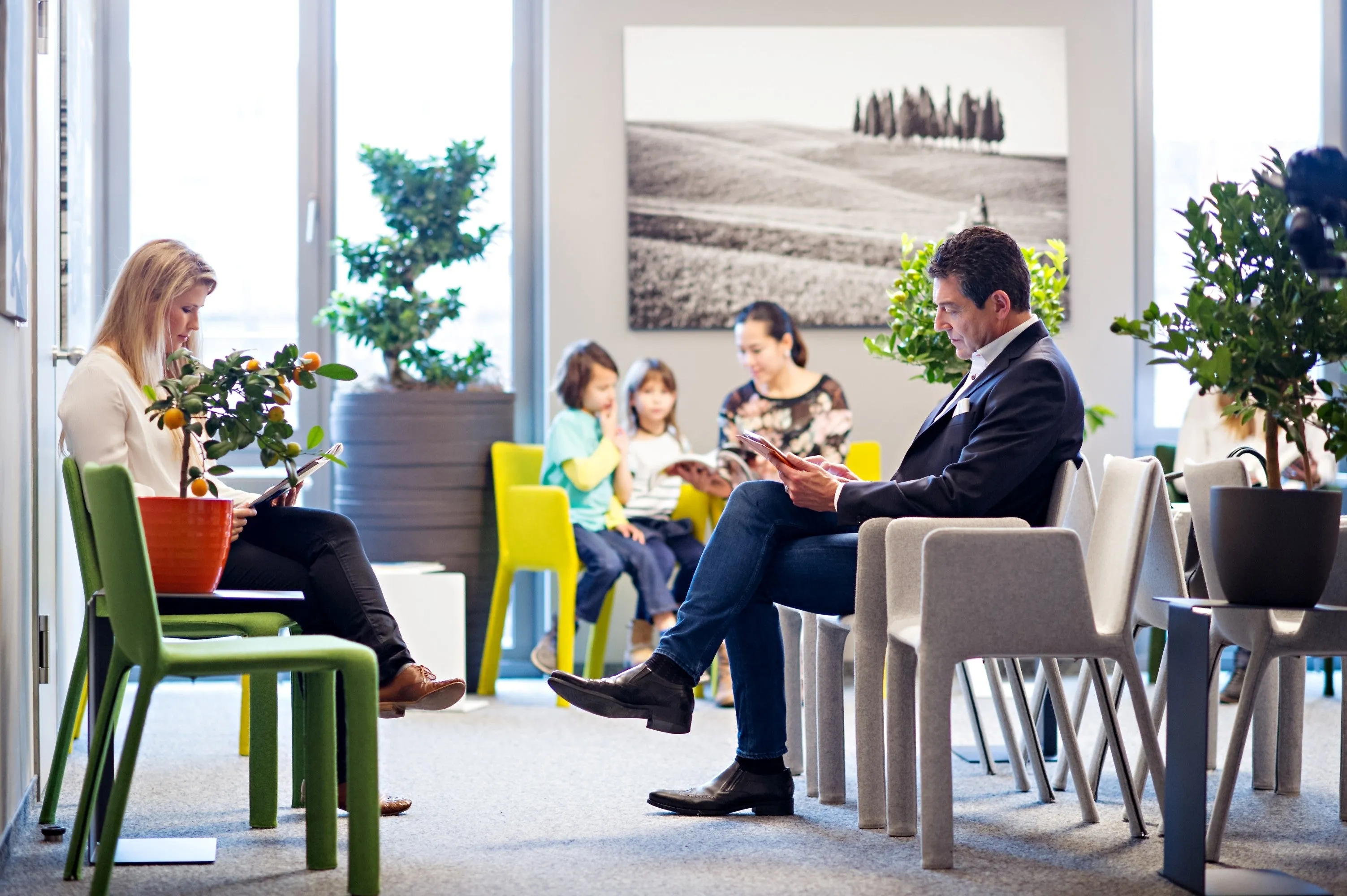 JOKO Chair with Armrests